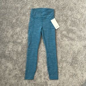 Lululemon Power Thru HR Tight 25”- Size 4-NWT